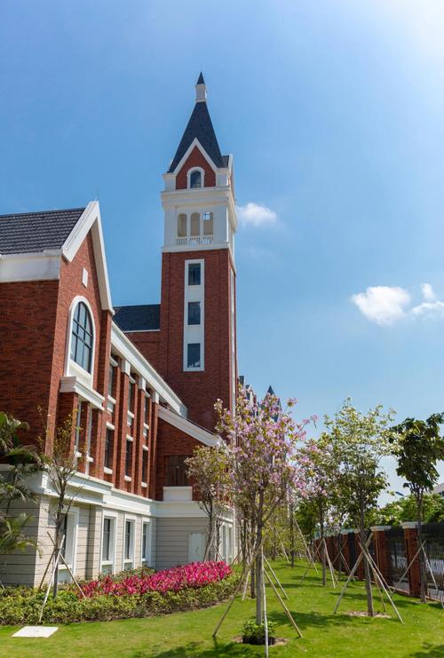 上海蓝天航空专修学校