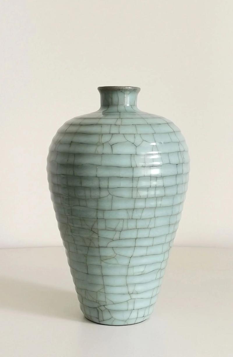 宋代官窑瓷器梅瓶价格