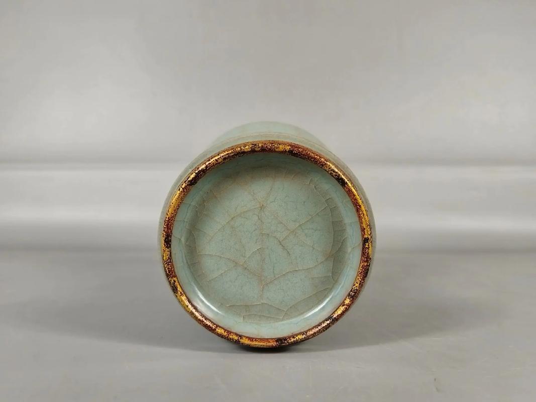 宋代官窑瓷器梅瓶价格