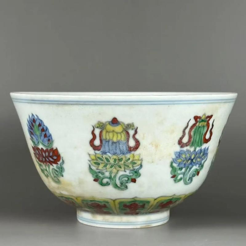 大明成化年制瓷器小碗