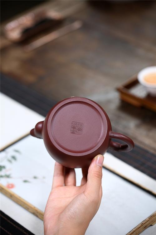 范育军紫砂壶鸿运当头