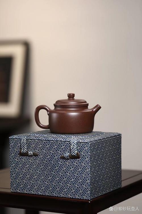 紫砂壶雀国云大师简介