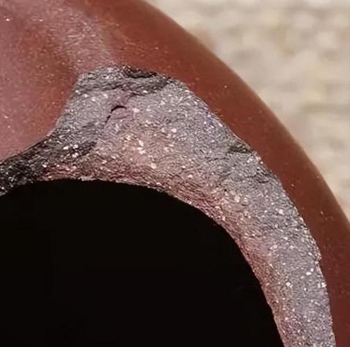 紫砂壶和化工壶的断面