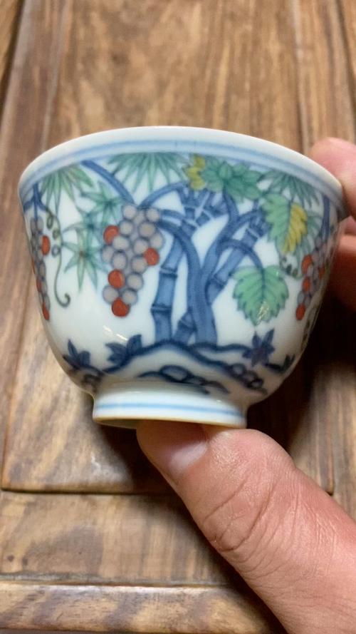 馆藏成化斗彩瓷器图片