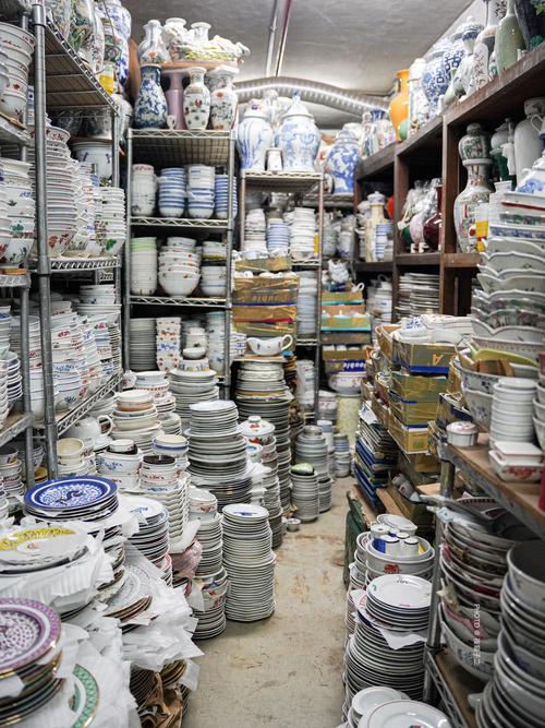 香港卖旧货瓷器的地方