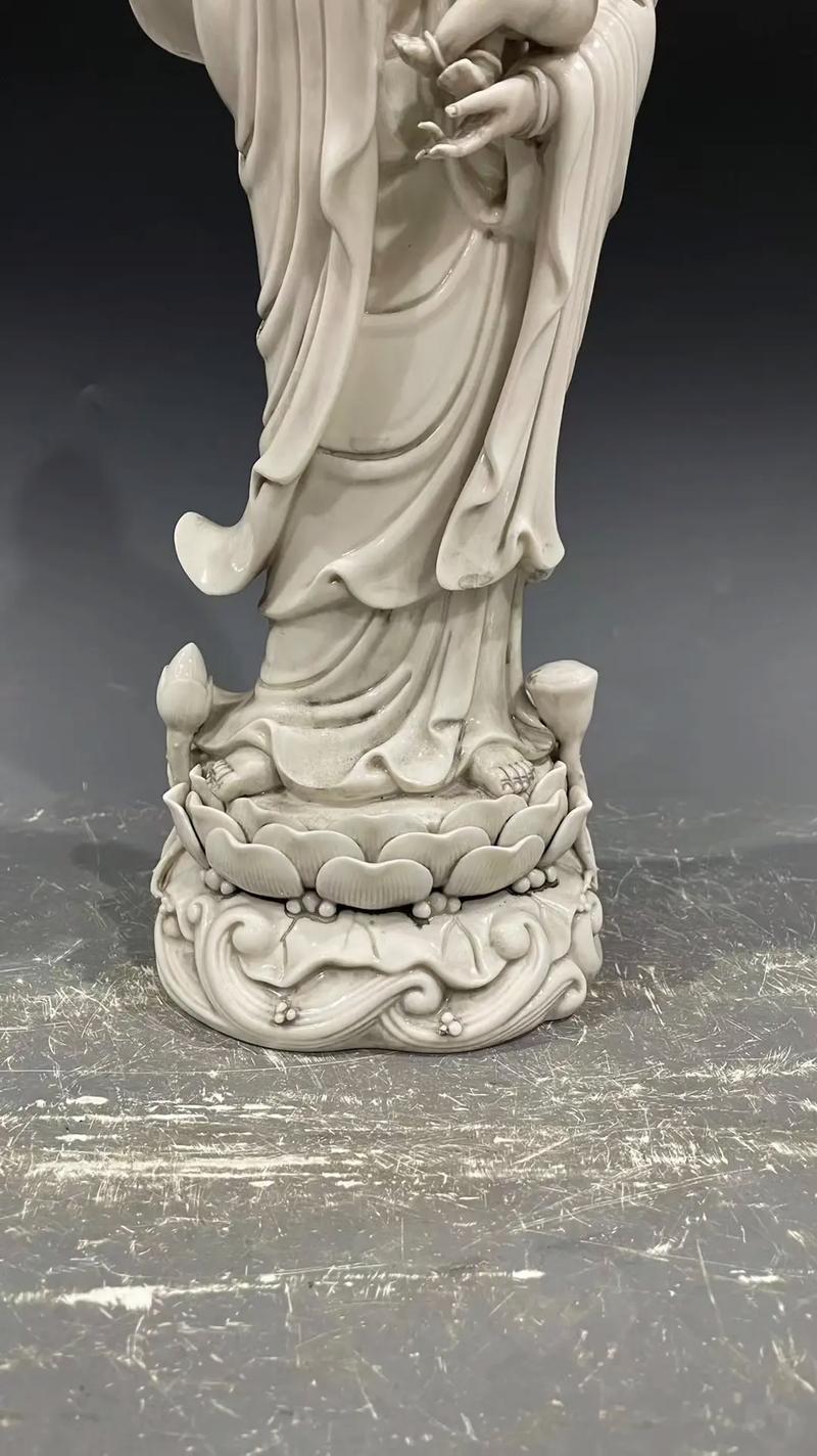 官窑瓷器送子观音图片