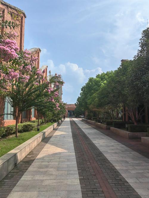 上海奥特莱斯杨树浦路