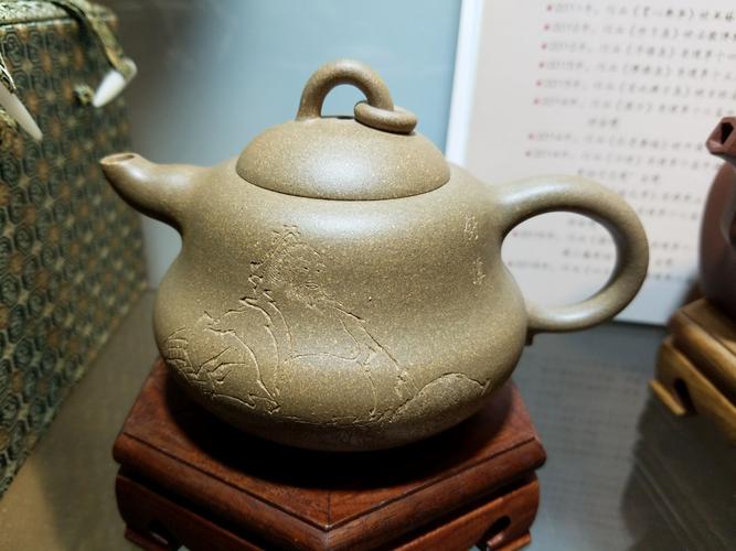 王余平紫砂壶个人介绍