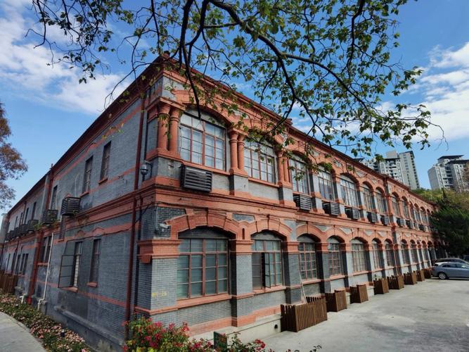 上海长宁区有什么大学