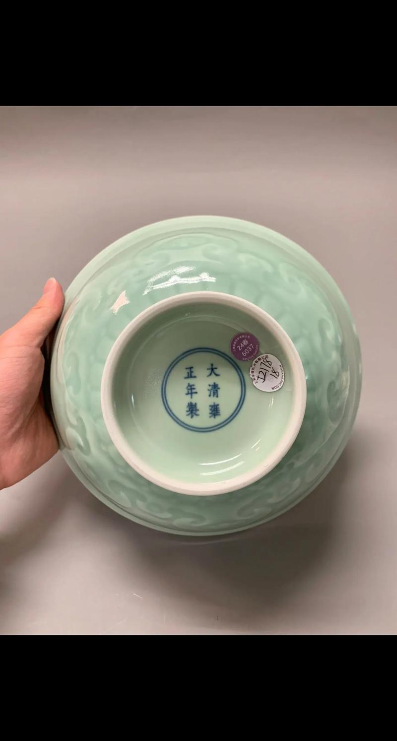 古董瓷器碗的鉴定方法