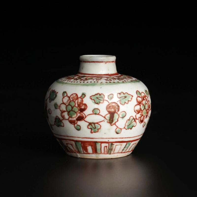 明代红绿彩瓷器的价值