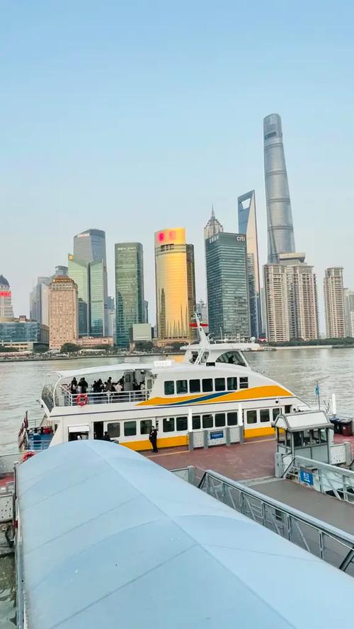 上海坐游轮在哪个码头