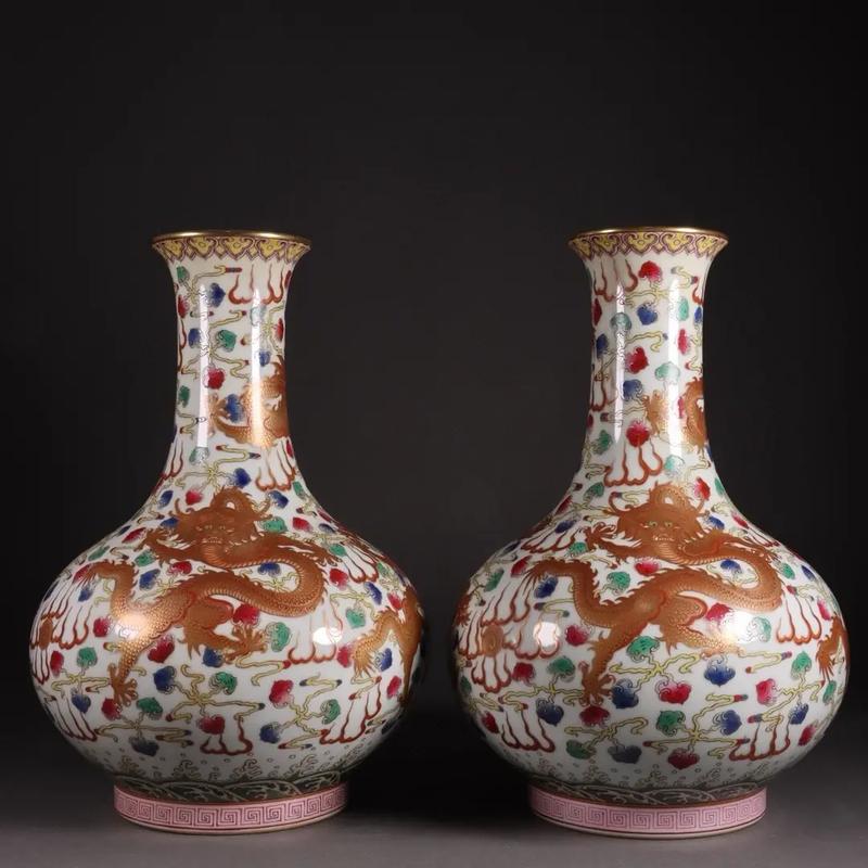 大清乾隆粉彩描金瓷器