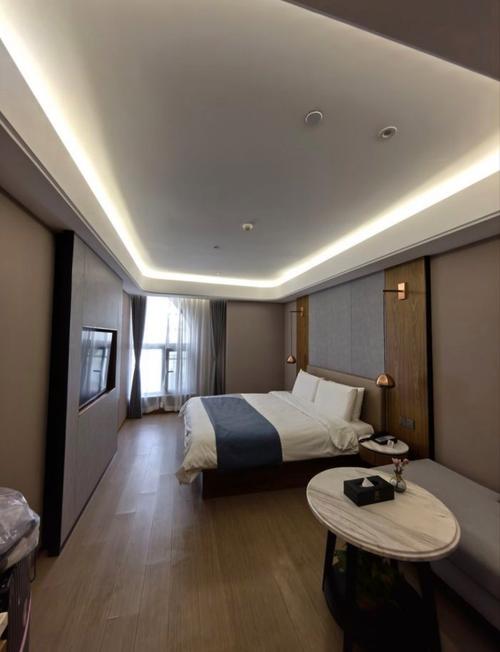 上海延安西路和颐酒店