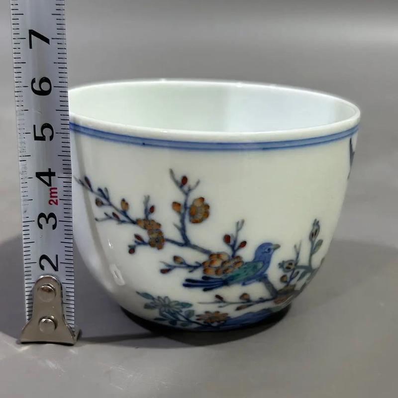 雍正年制斗彩瓷器特征