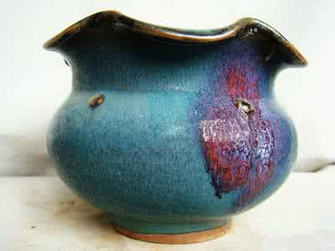 宋代钧窑瓷器汽泡鉴定