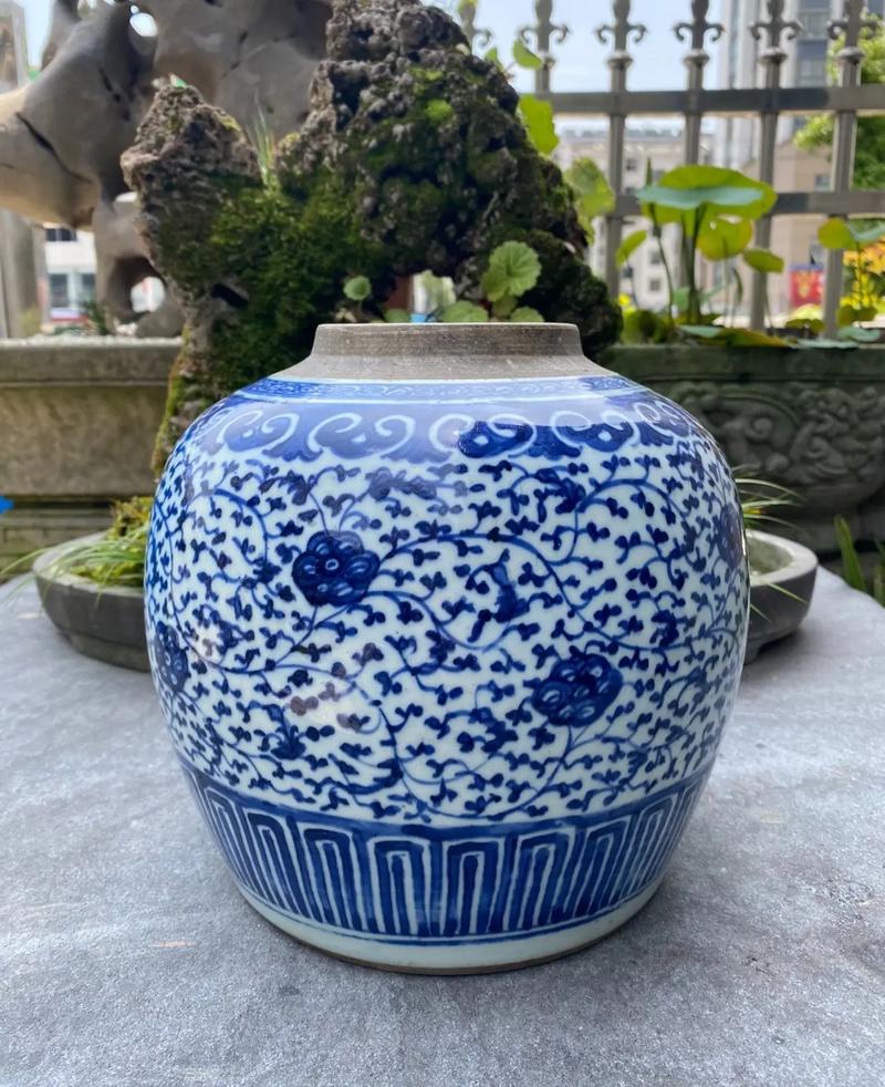 清代中期青花瓷器图片