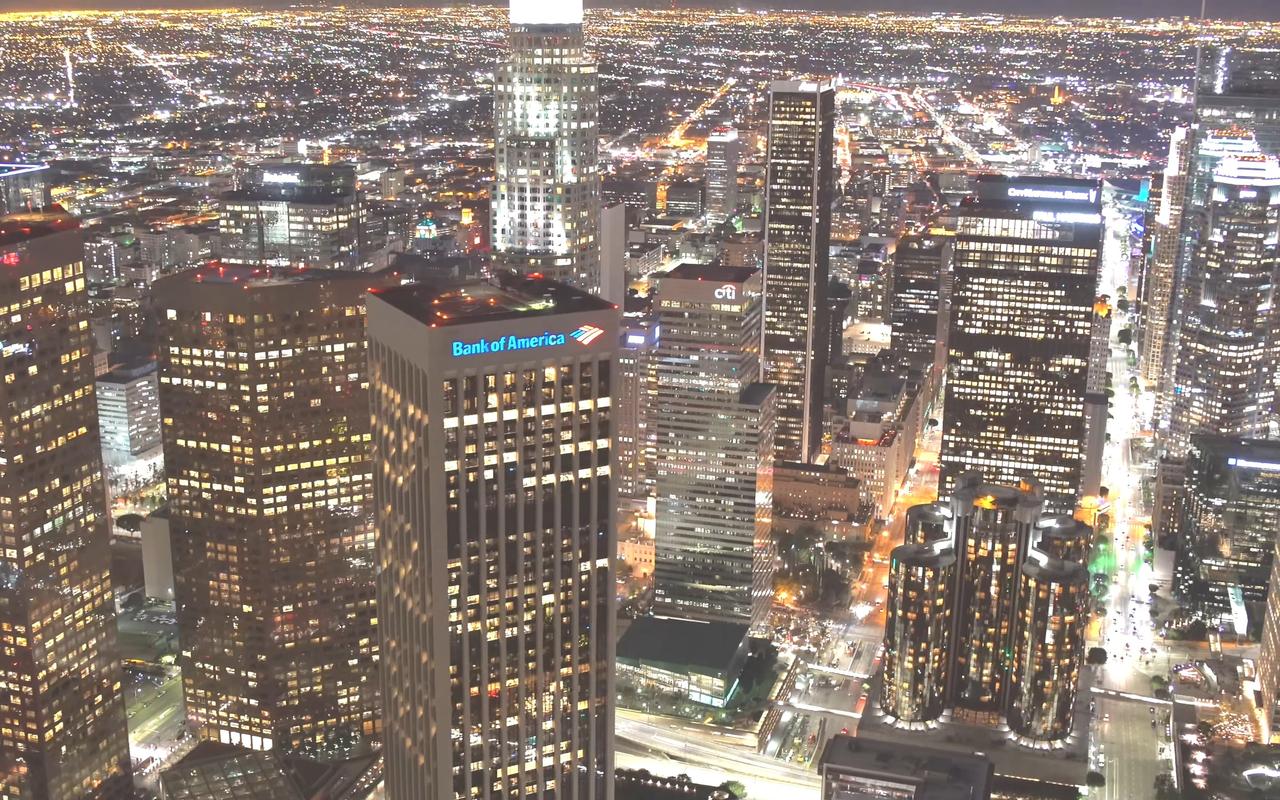 洛杉矶和上海哪个繁华