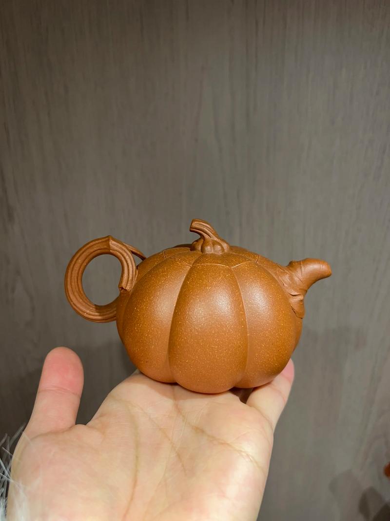 李霓紫砂壶升值空间大