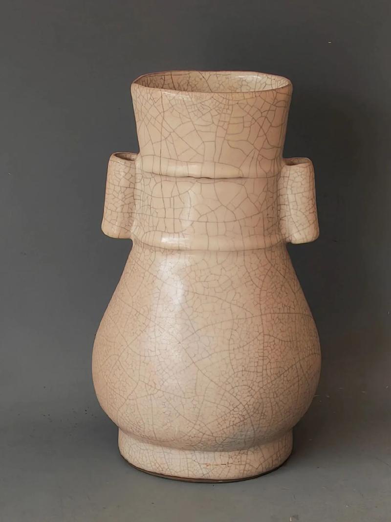 出士宋代官窑瓷器图片