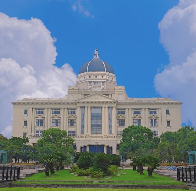 上海外国语大学好不好