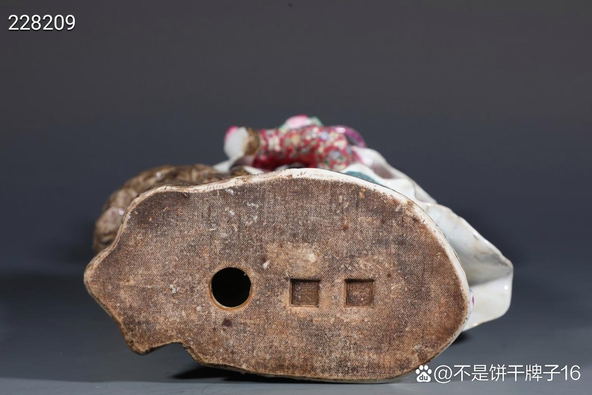 福建会馆瓷器的值钱吗