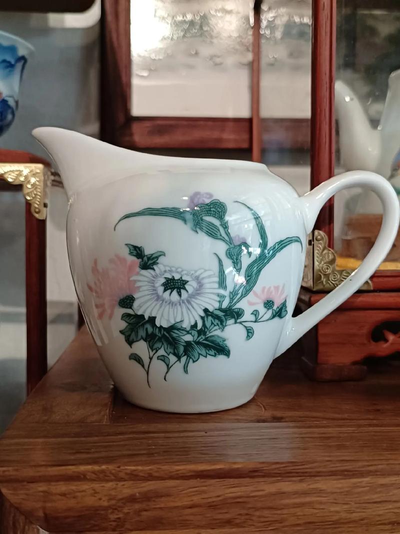 大球泥真品瓷器的价格