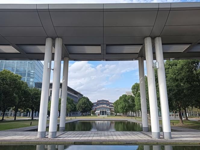 上海科技干部管理学院