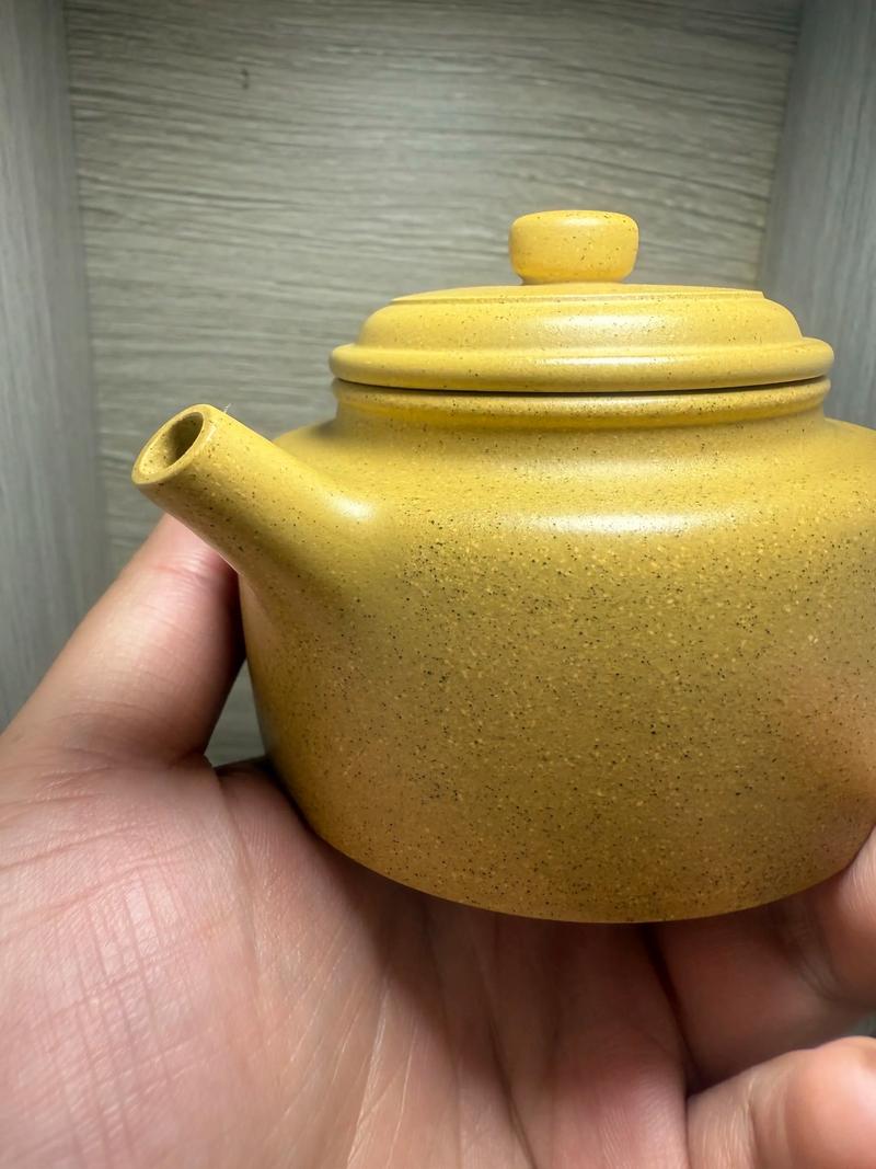 原矿老段泥紫砂壶颜色