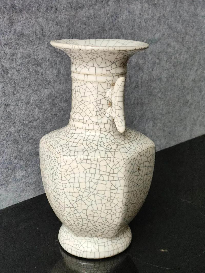 宋代官窑瓷器开片图片