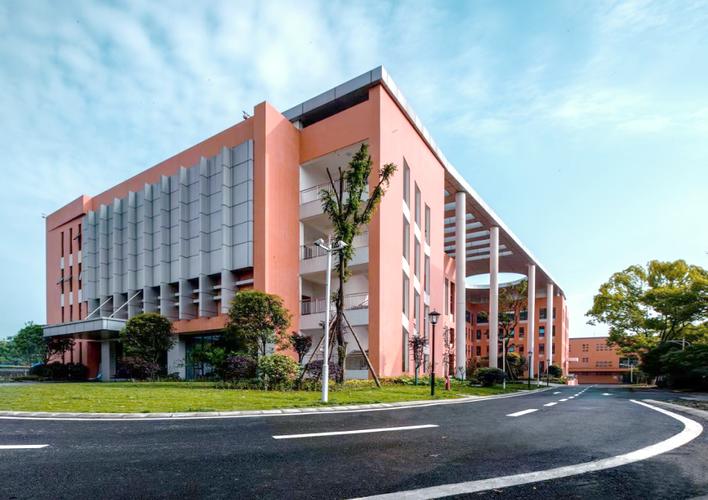 成都市建筑职业中专学校