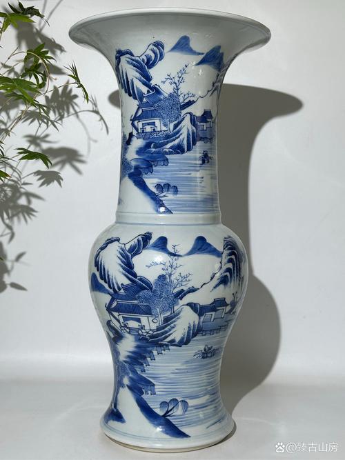 清代青花花觚瓷器图片