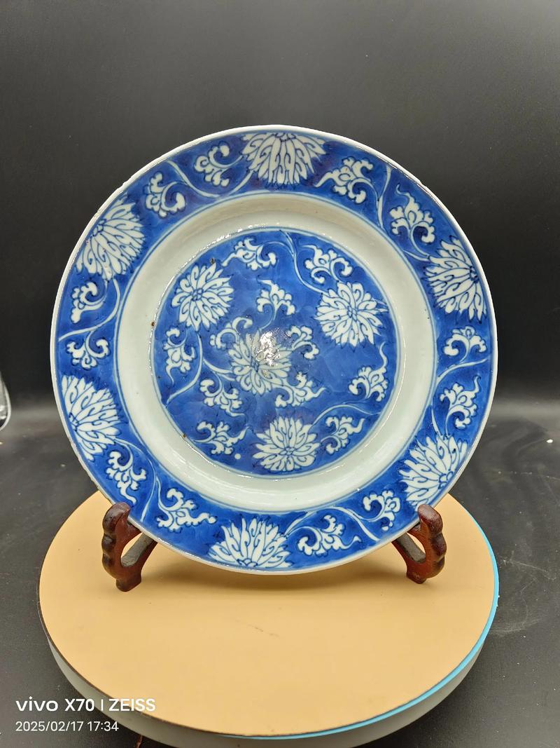 清代青花留白瓷器特征