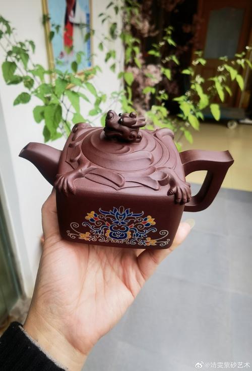 大国工匠玉玺送紫砂壶
