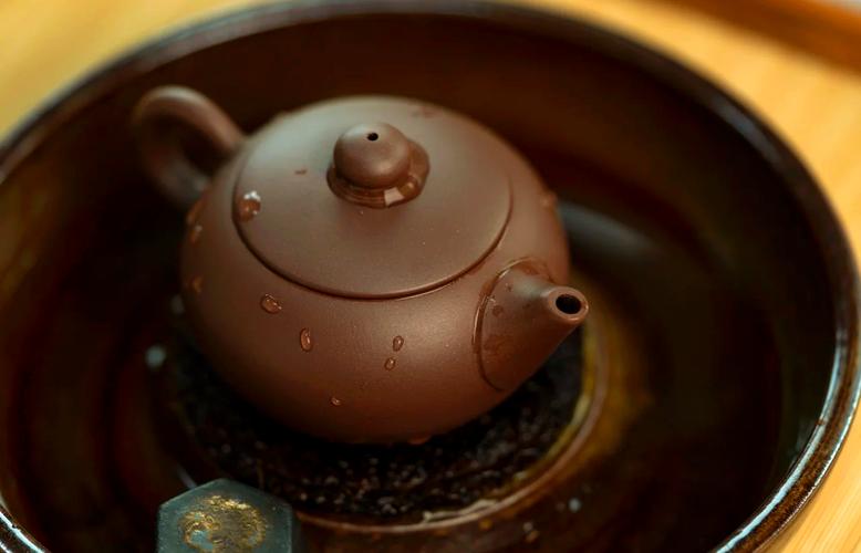 紫砂壶泡茶倒茶叶麻烦