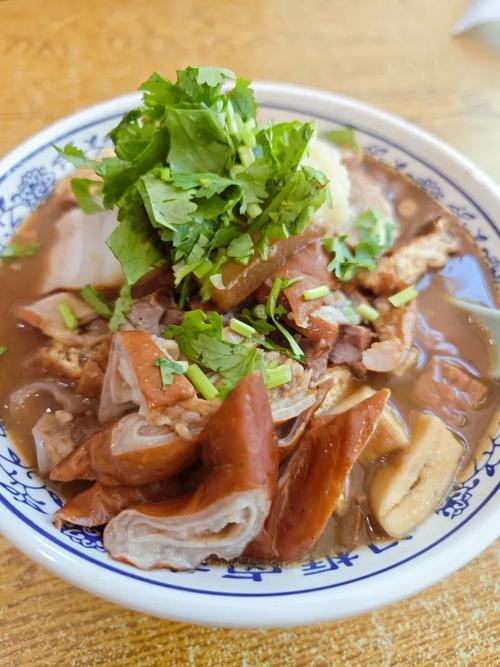 老北京卤煮火烧的做法