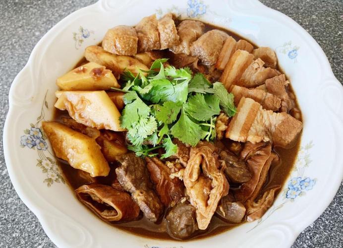 老北京卤煮火烧的做法