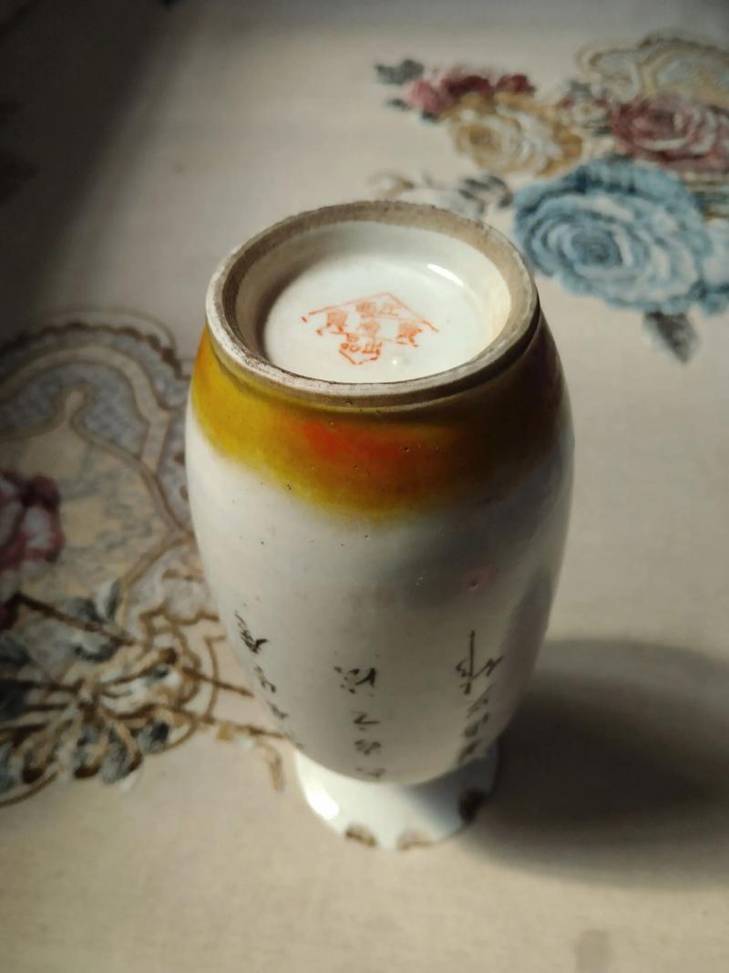 民国嫁妆胆瓶瓷器图片