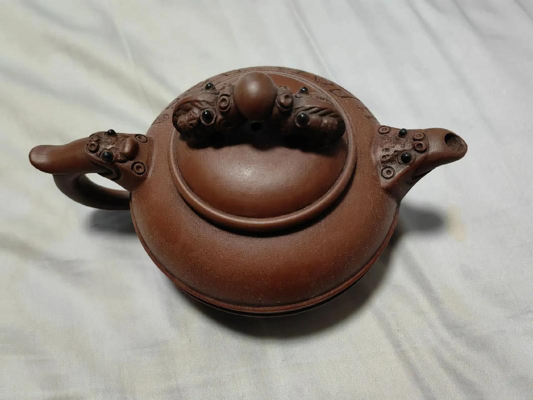 龙纹紫砂壶是什么年代