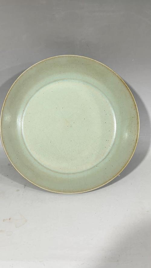 北宋汝窑瓷器鉴定出手