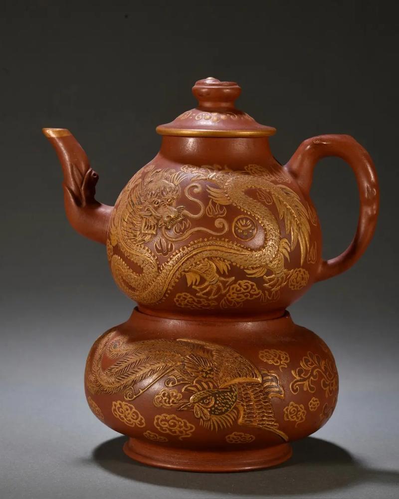 古代龙纹紫砂壶值钱吗