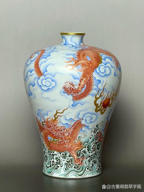 乾隆描金画龙瓷器图片
