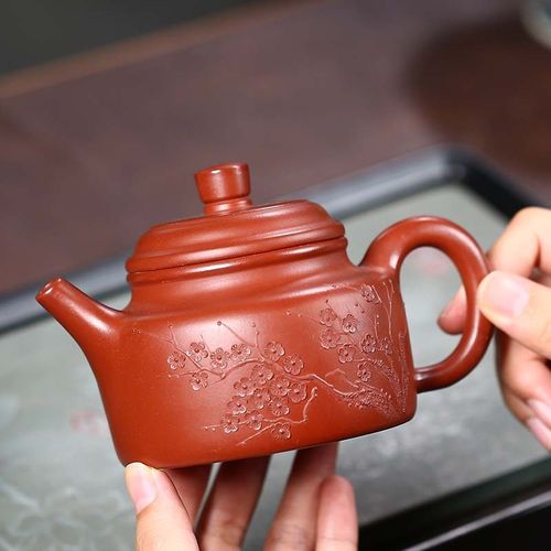 宜兴紫砂壶贴梅花视频