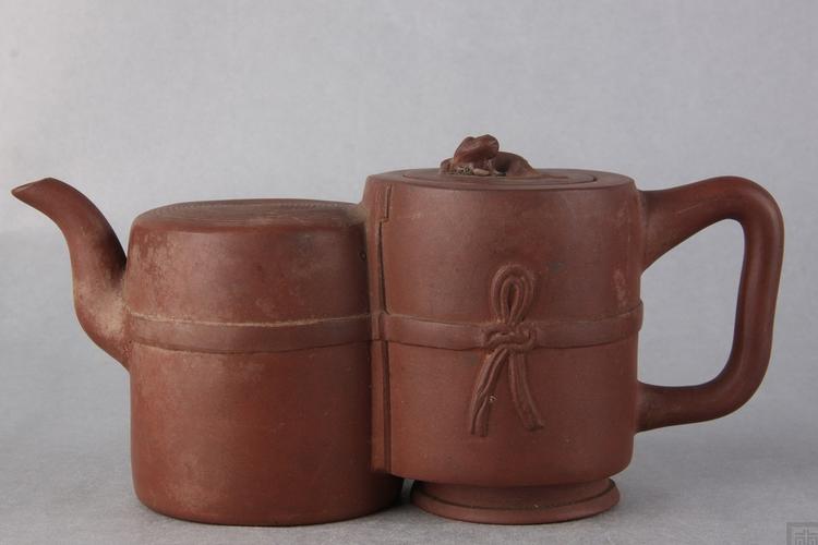 双层紫砂壶印章款图片