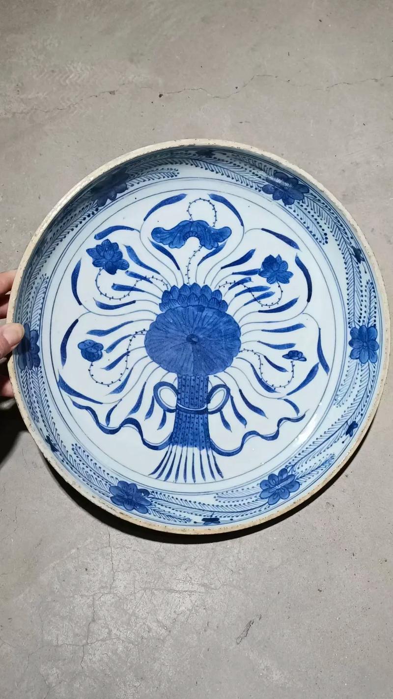 人民瓷器盘子价值多少