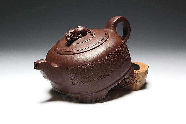 周虎荣紫砂壶卧虎藏龙