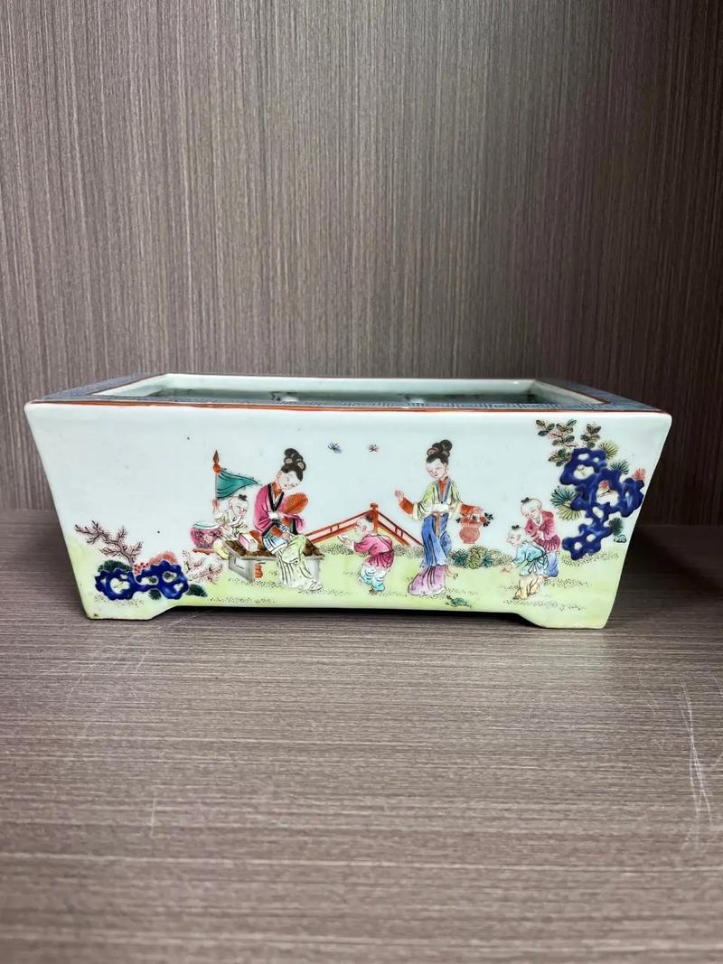 民国粉彩花盆瓷器价格