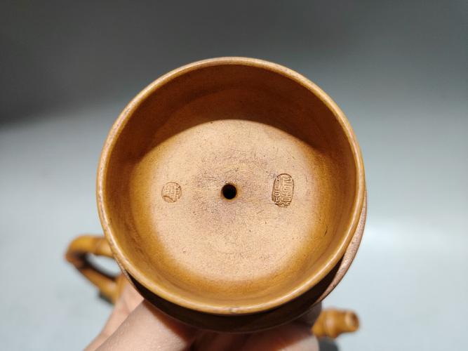 竹林居士紫砂壶的价格