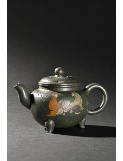 中国紫砂壶大师冯桂林