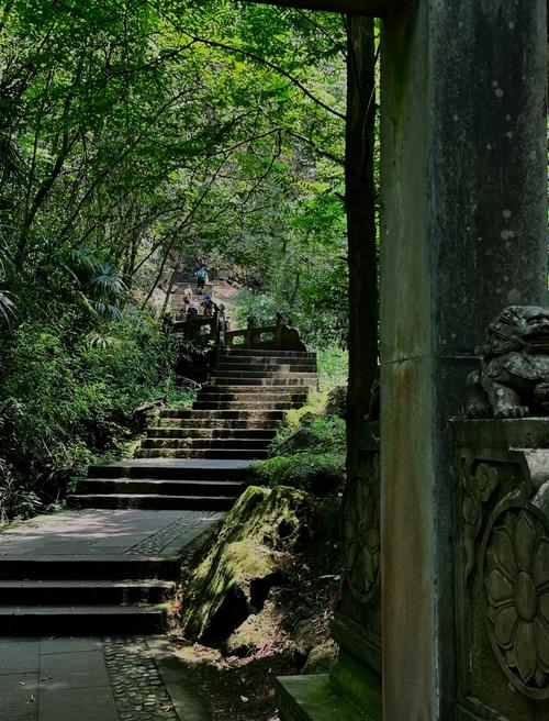 成都周边可以爬山的地方